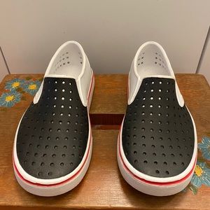 Native boys slip ons
